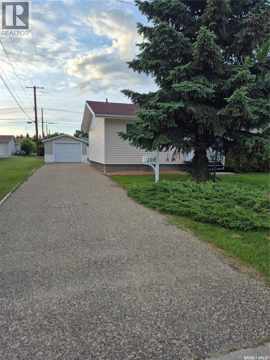 108 Downey STREET — photo 2