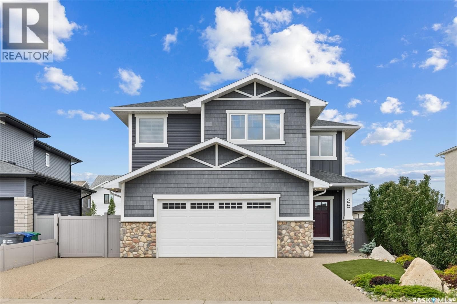25 Hudson DRIVE
