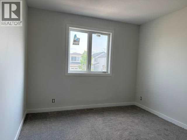 12 Memorial Parkway — photo 4
