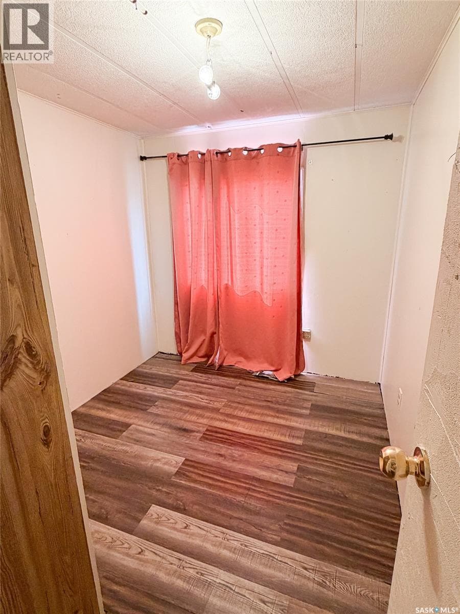 56 Clark CRESCENT — photo 5