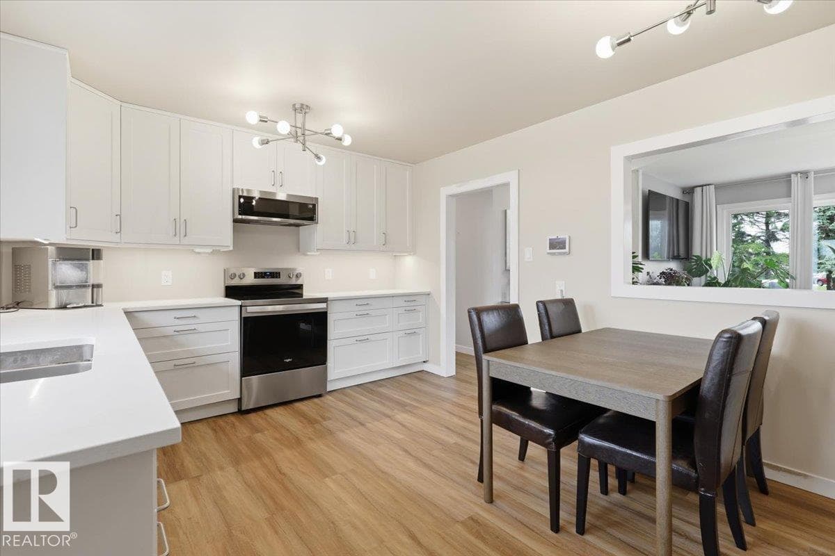5103 48 AV — photo 2