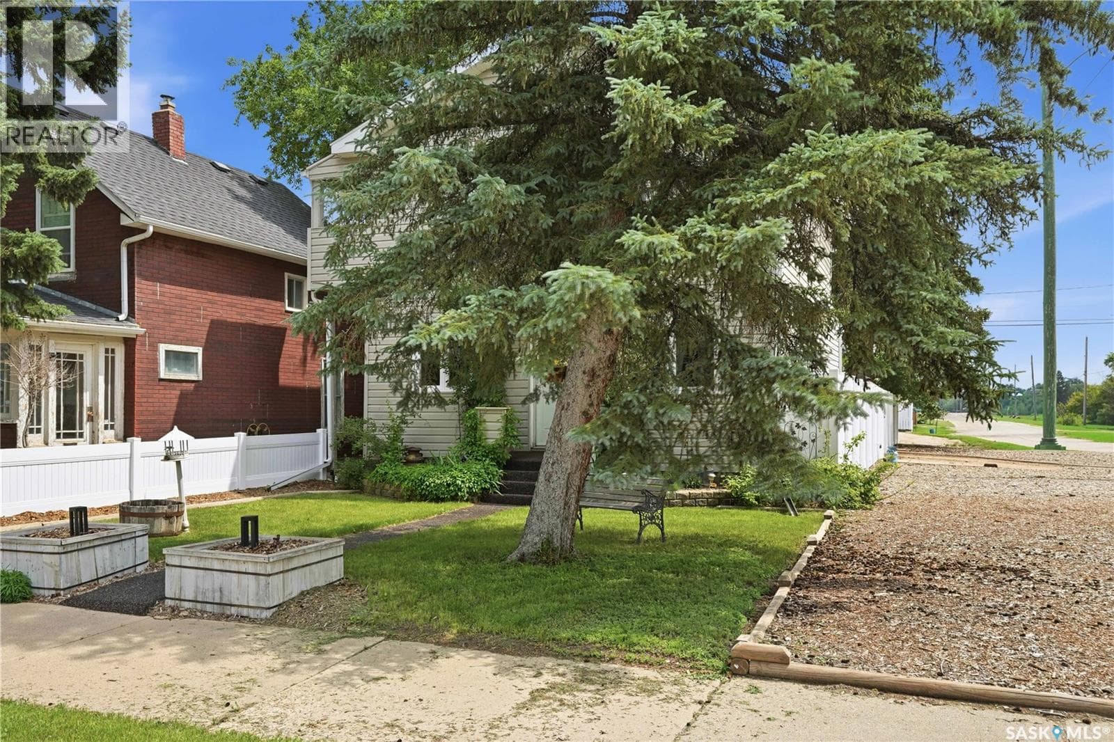 1001 4th AVENUE NE — photo 3