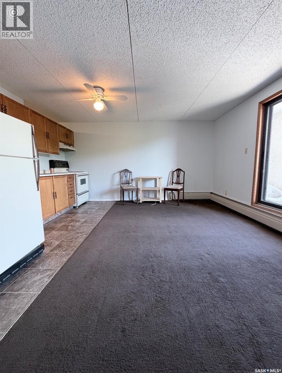 303 2125 Osler STREET — photo 2