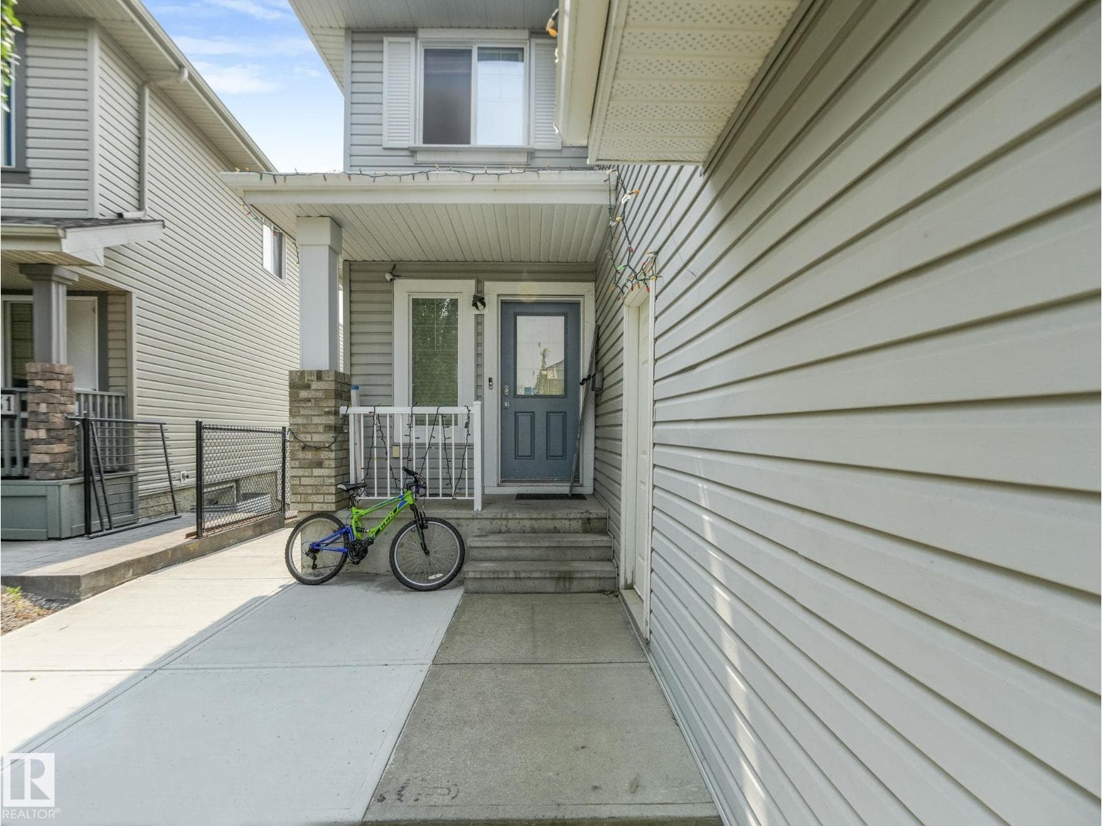 6303 4 AV SW SW — photo 4