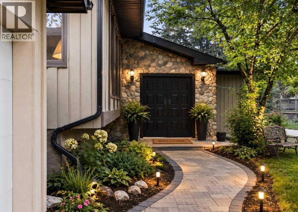 51 Redwood meadows Drive