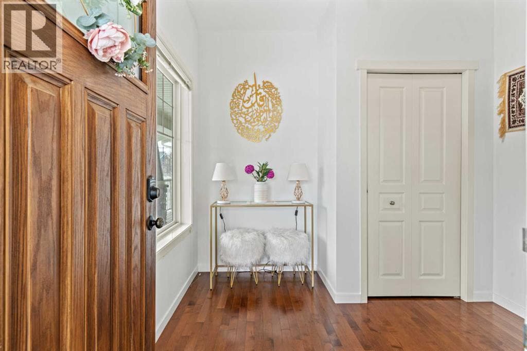 333 Mahogany Boulevard SE — photo 3