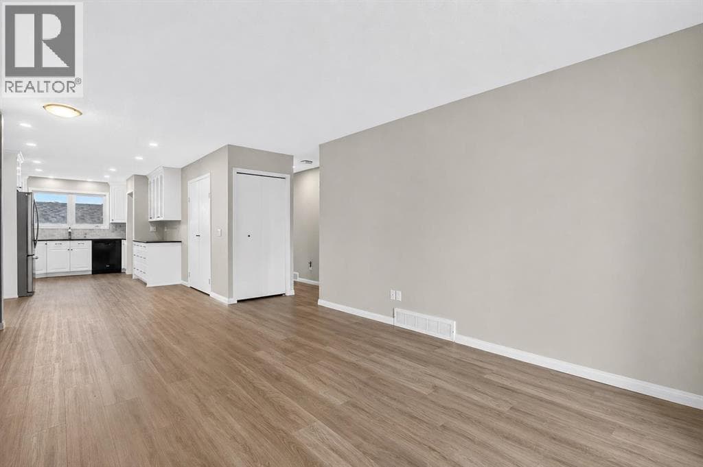 123 Templewood Road NE — photo 5