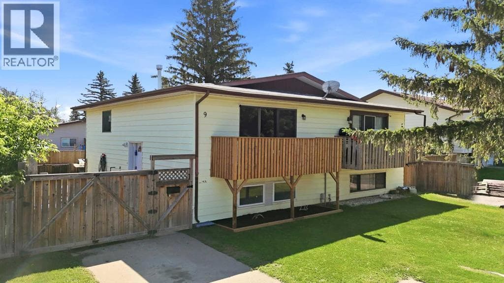 9 Griffiths Avenue