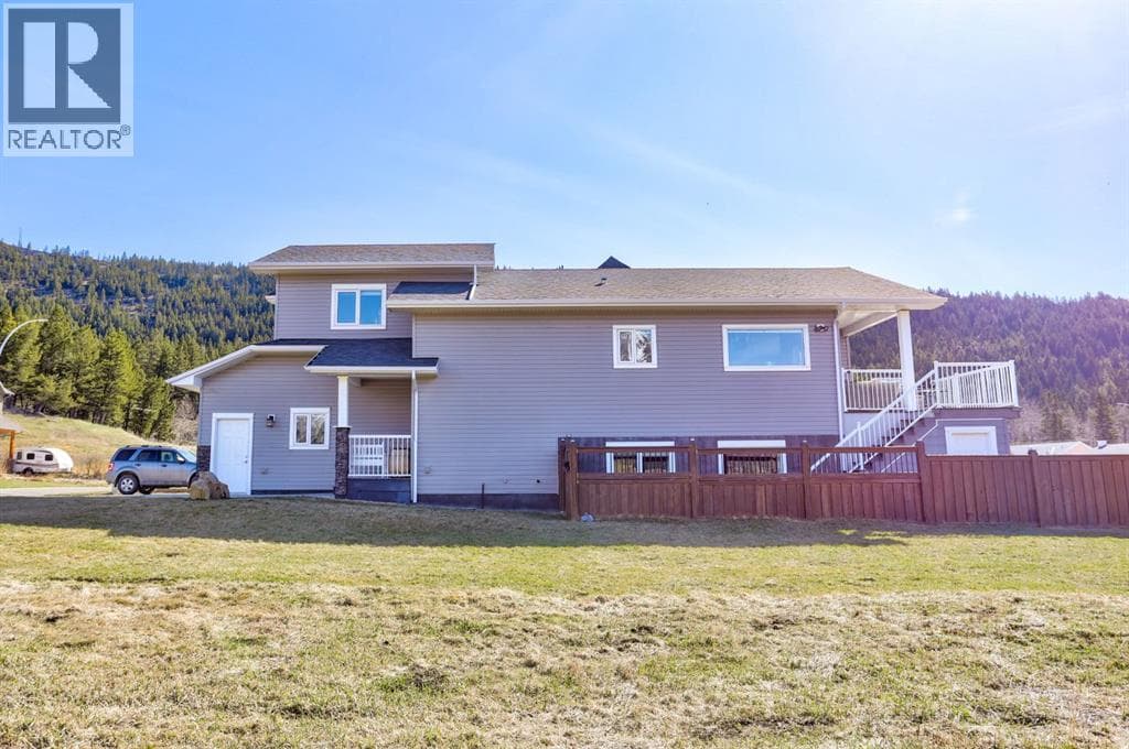 3005 214 Street — photo 3