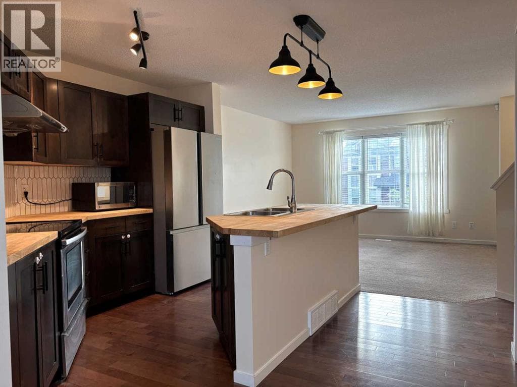 159 Panamount Way NW — photo 3