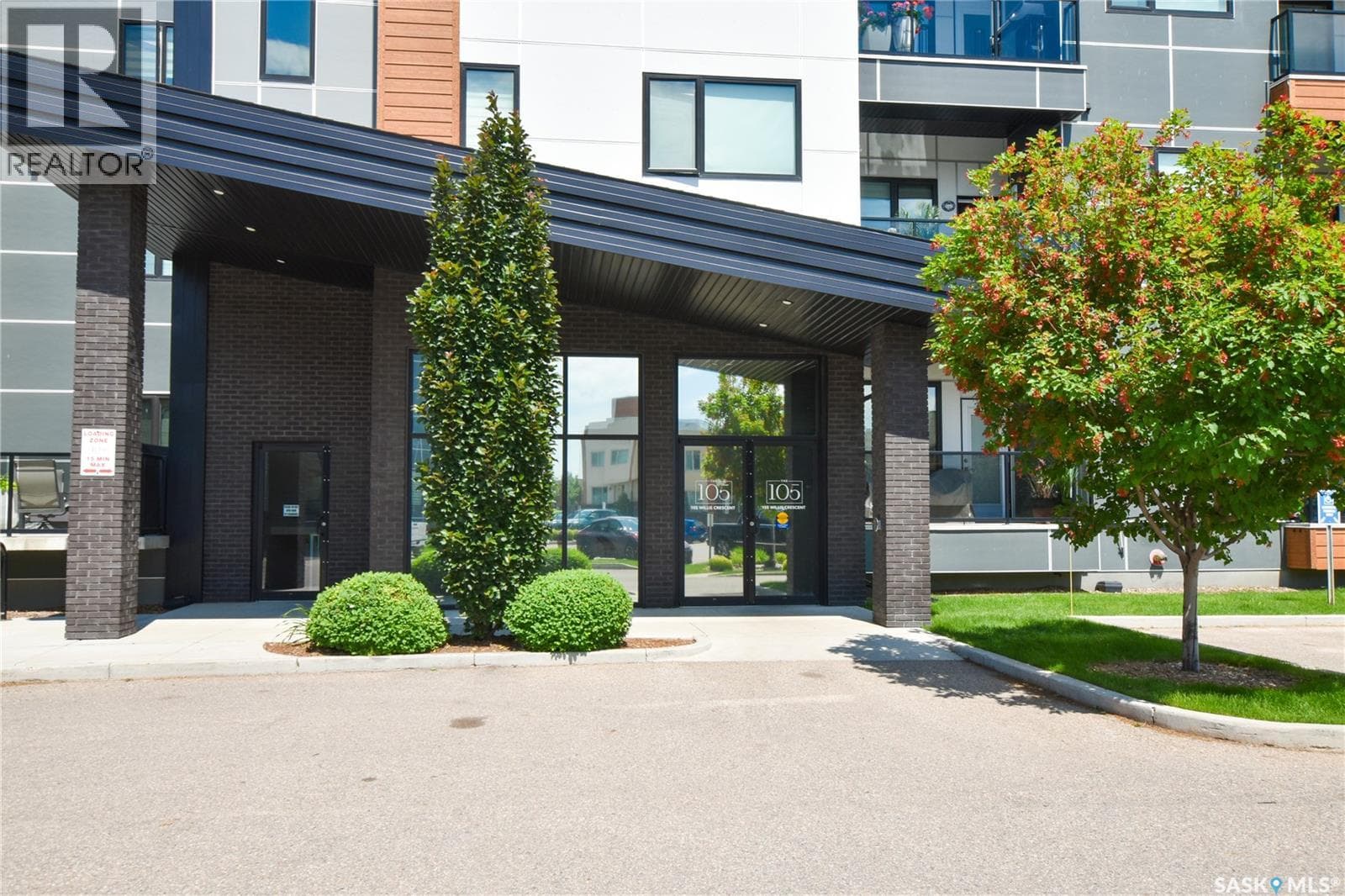 101 105 Willis CRESCENT — photo 4