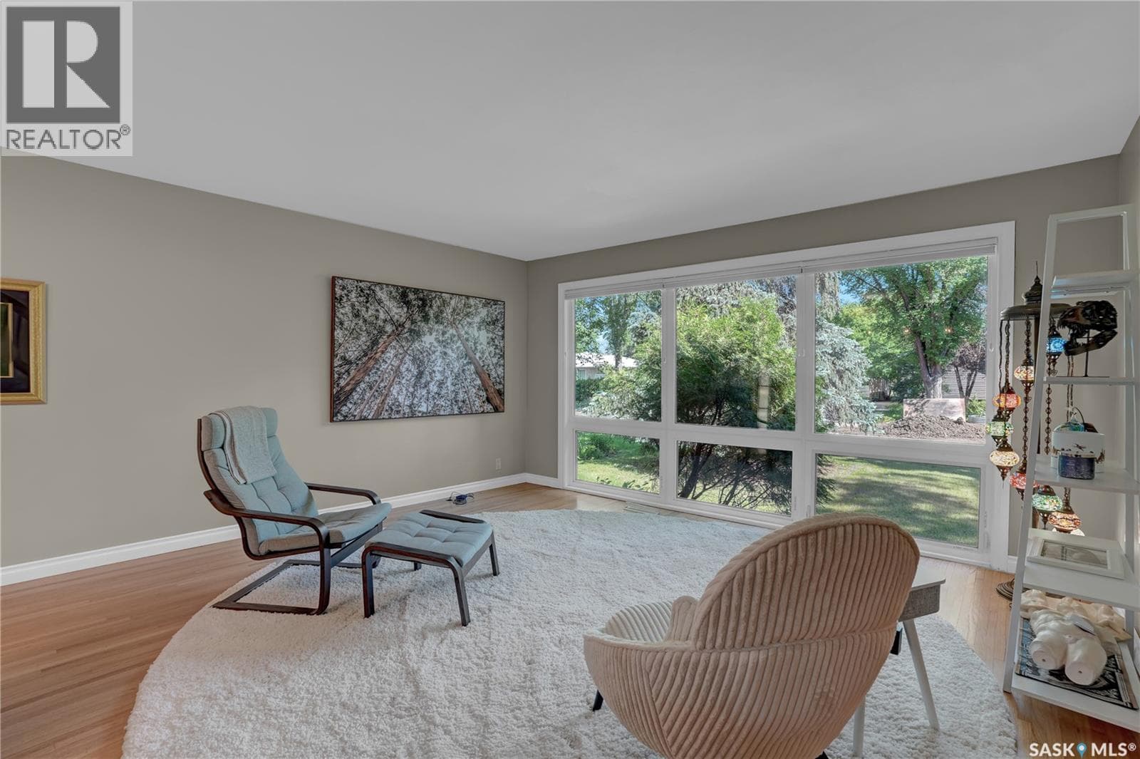 3 Dolphin BAY — photo 4