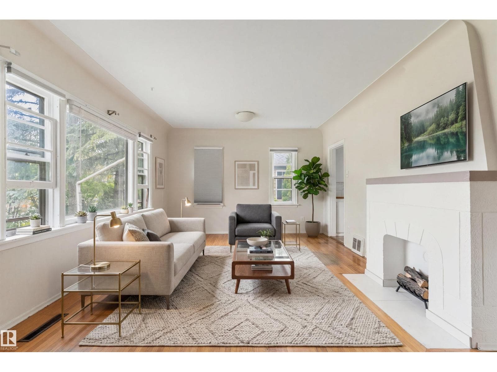 10215 138 ST NW — photo 4