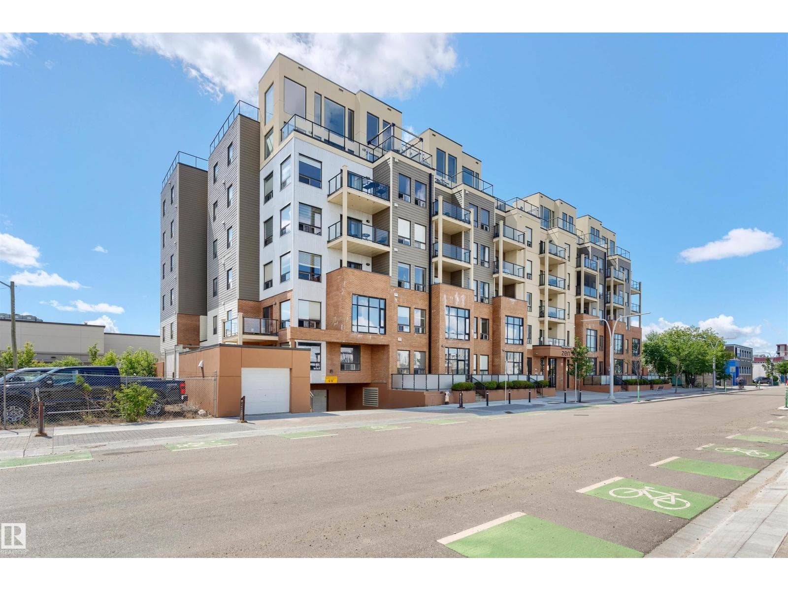 #510 11425 105 AV NW — photo 2