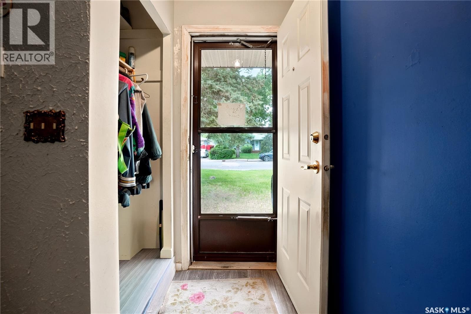 3815 Hill AVENUE — photo 2