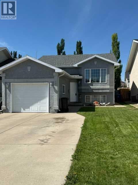 781 Red Crow Boulevard W — photo 2