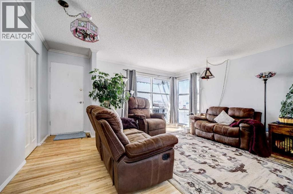 109 Argyle Street — photo 4