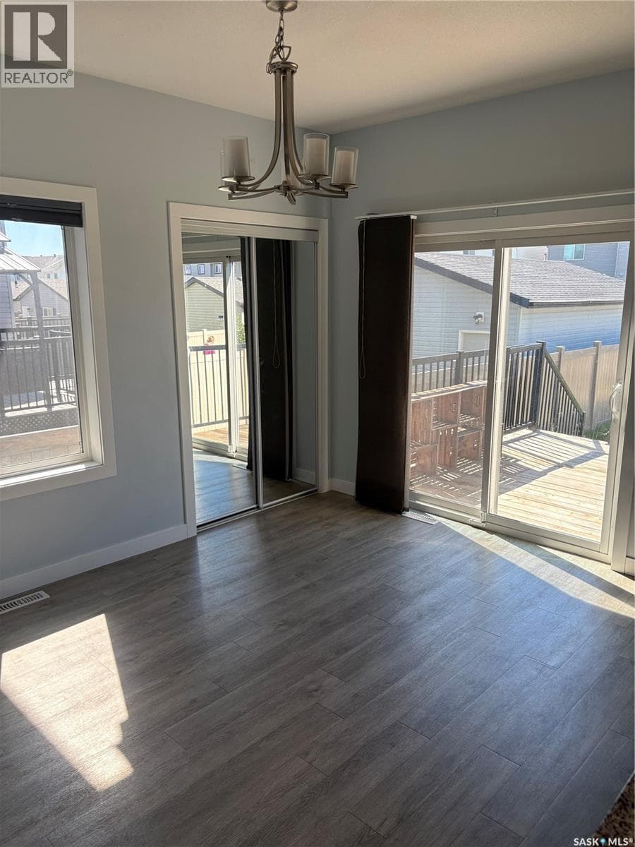 7941 Flax AVENUE — photo 4
