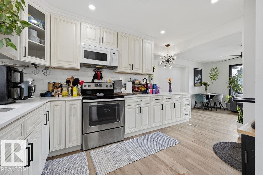 10932 151 ST NW