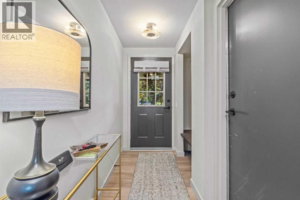 16, 140 Point Drive NW — photo 4