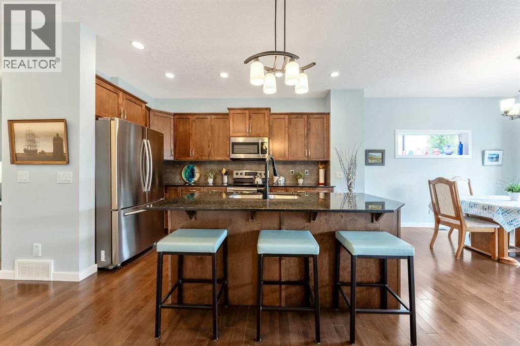 1065 Hillcrest Lane SW — photo 4