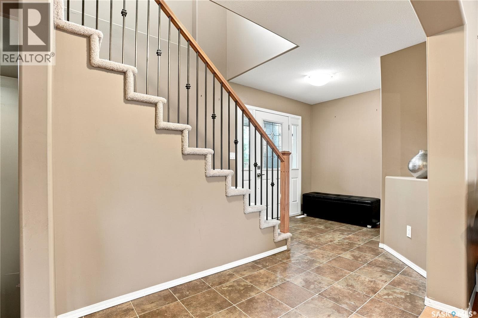 110 Stepney CRESCENT — photo 3