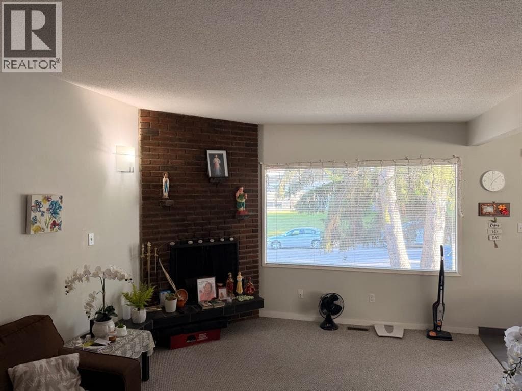 11129 - 11131 Sacramento Drive SW — photo 5