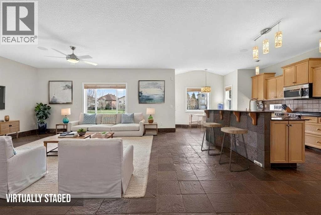 172 COVE Drive — photo 2