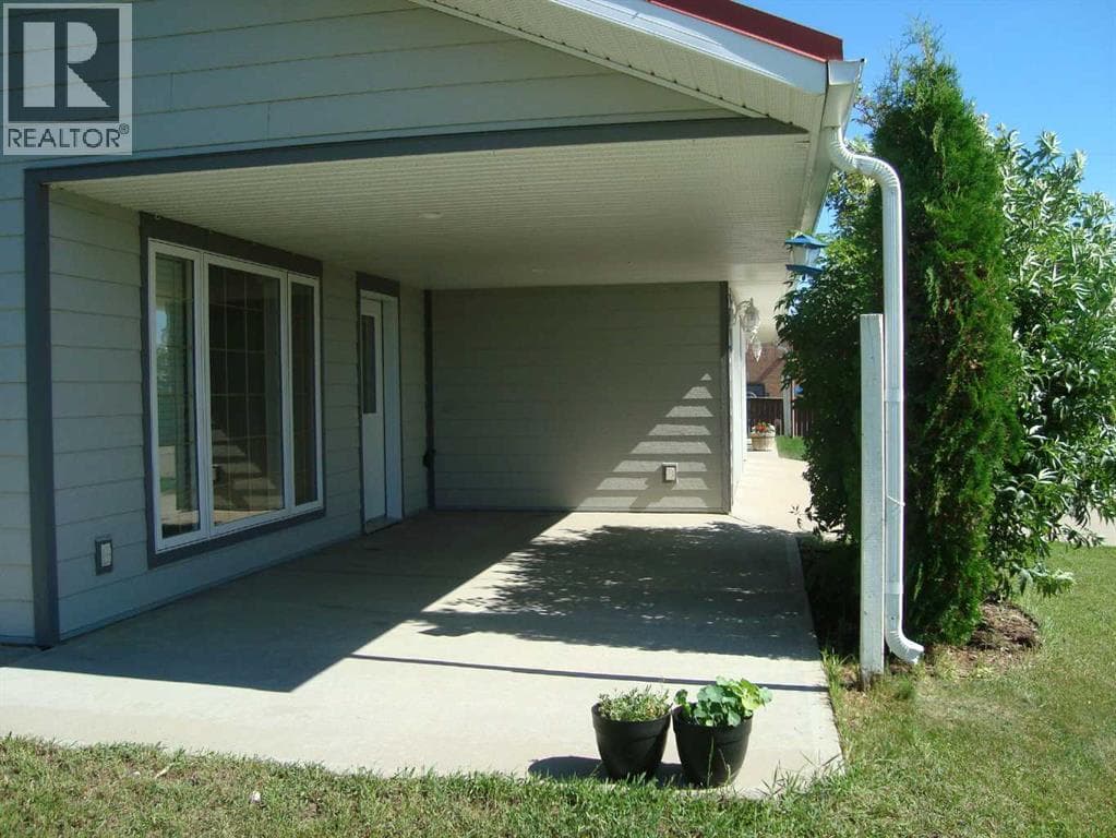 317 Railway Avenue — photo 4