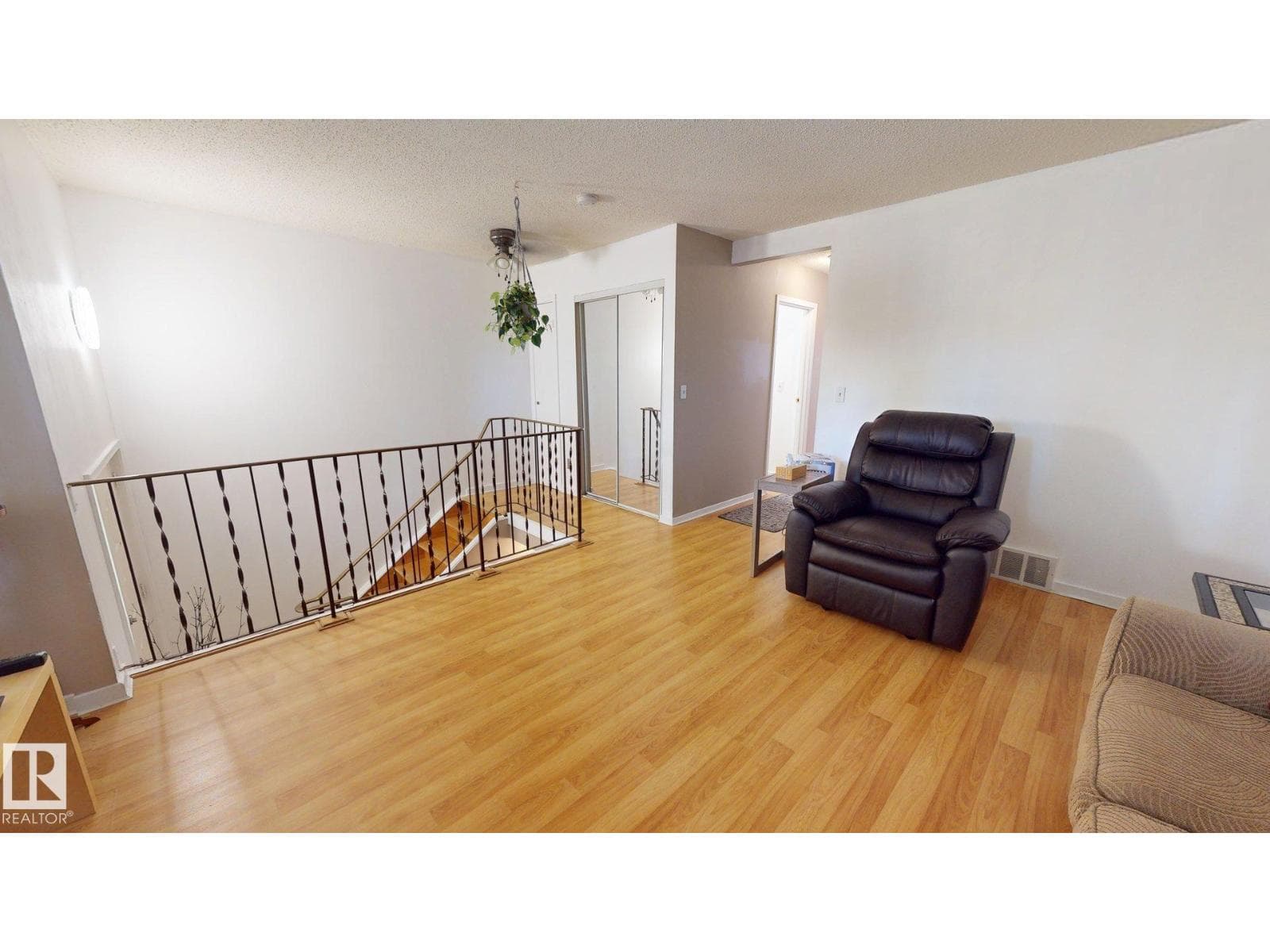 12727B 121 ST NW NW — photo 3
