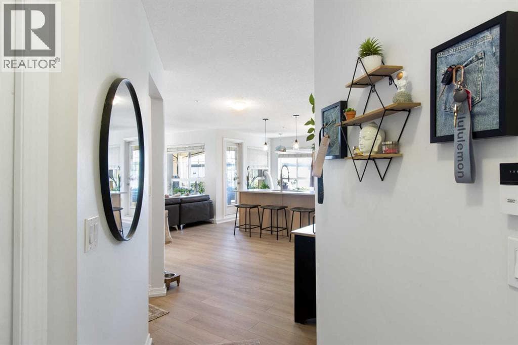 140, 22 Richard Place SW — photo 4