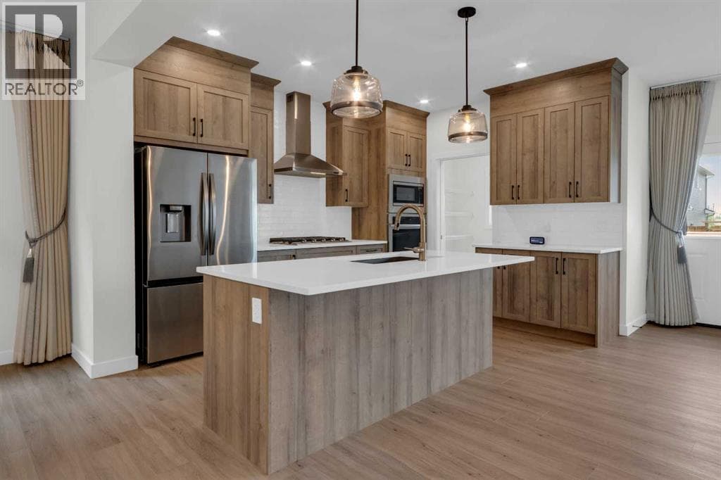 541 Baywater Manor SW — photo 2