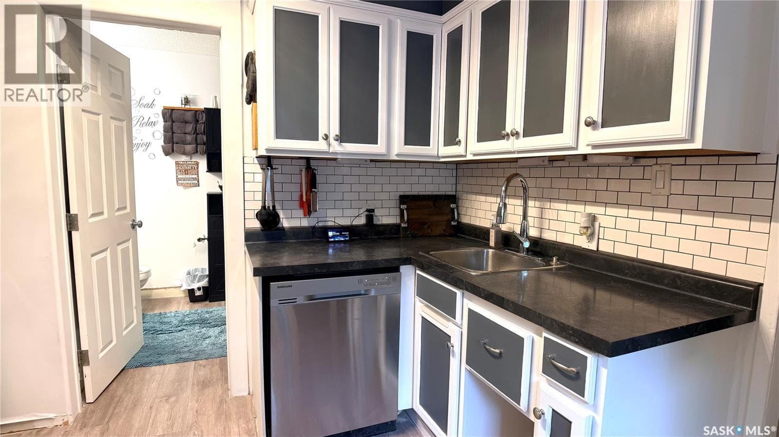 417 3rd STREET — photo 3