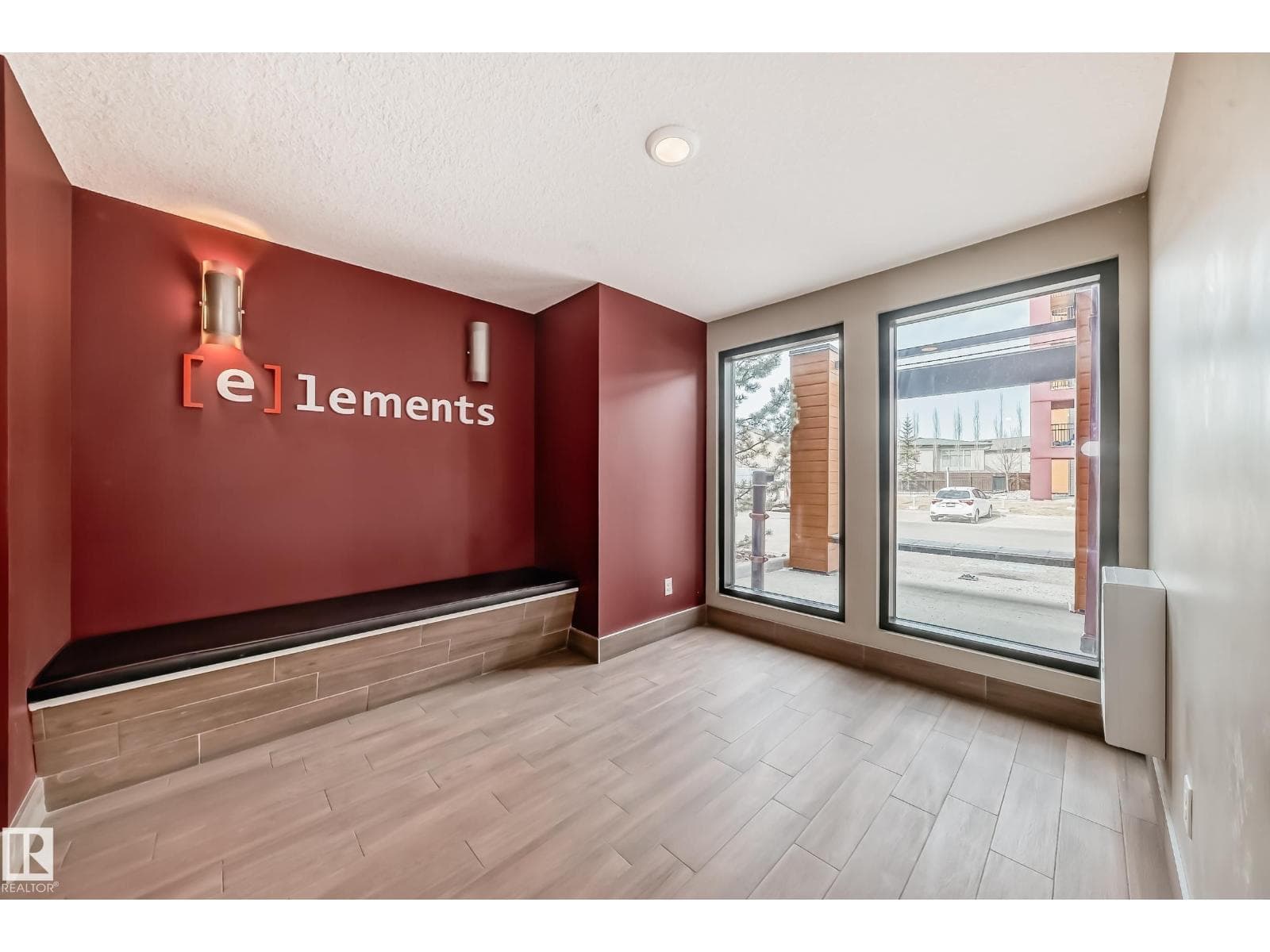 #332 344 WINDERMERE RD NW — photo 5