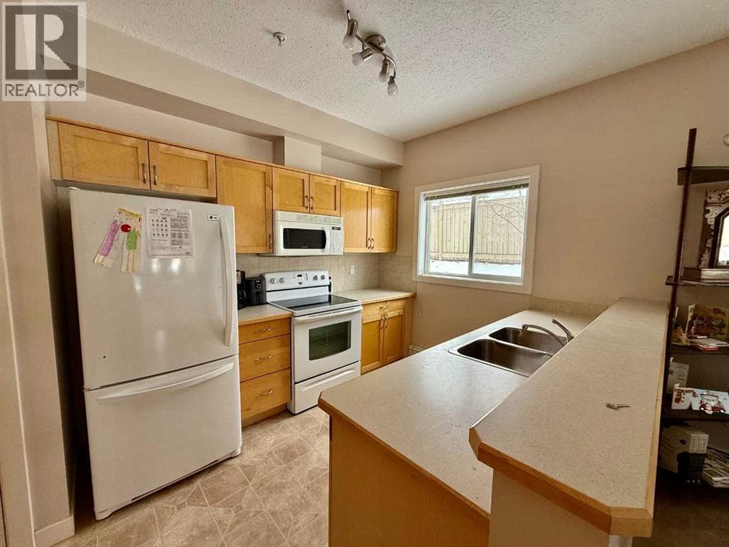 102, 109 Seabolt Drive — photo 5