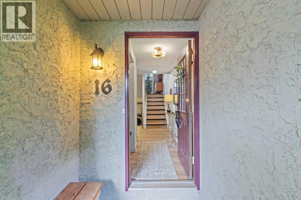 16, 140 Point Drive NW — photo 3