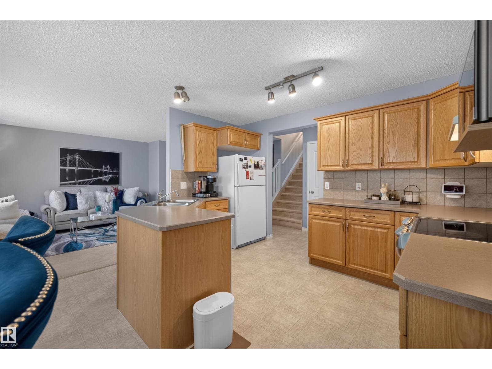 92 FOXBORO LI — photo 5