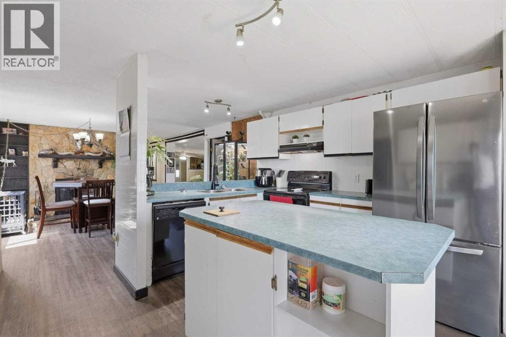 27 Hearthstone Drive — photo 3