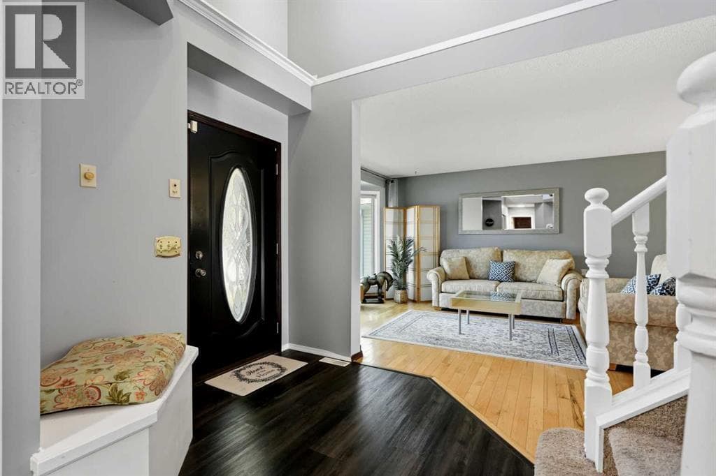 175 Shannon Circle SW — photo 2