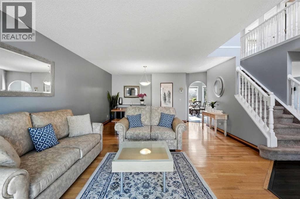 175 Shannon Circle SW — photo 3
