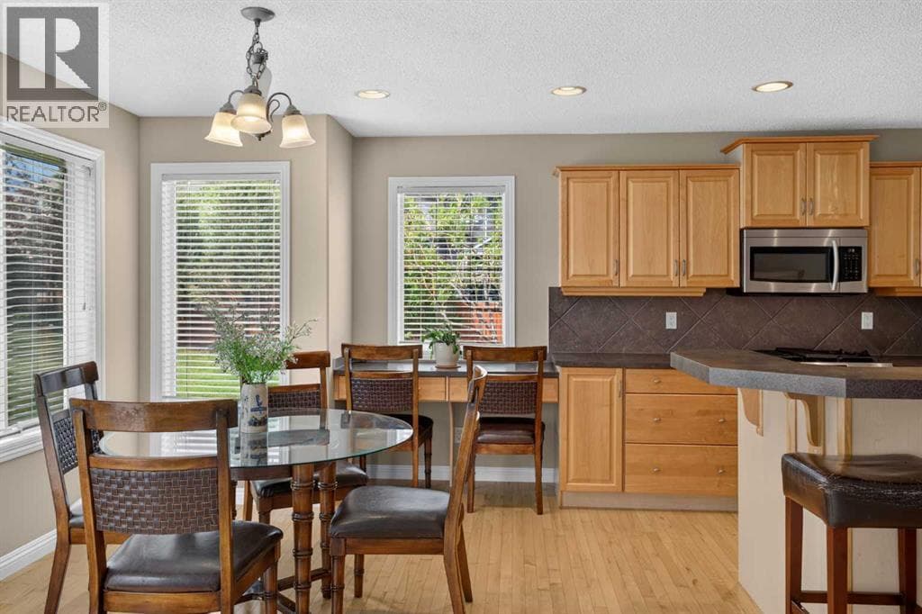 25 Panamount Rise NW — photo 4