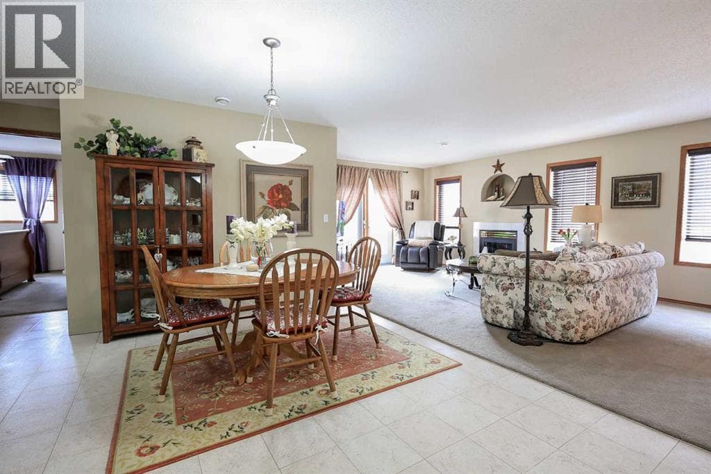 22D, 32 Daines Avenue — photo 3