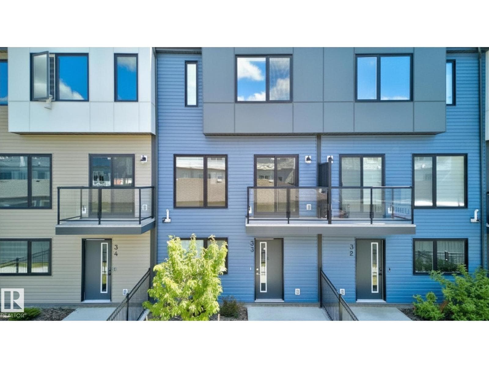 #33 11910 35 AV SW — photo 2
