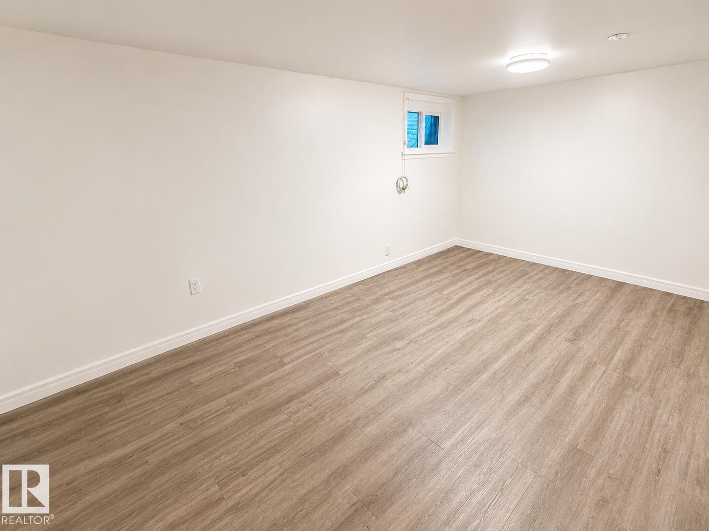 12235 104 ST NW — photo 5