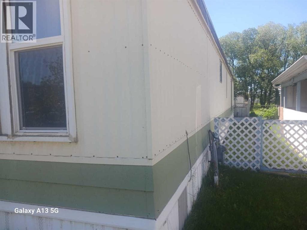 97 Westwood Court — photo 2