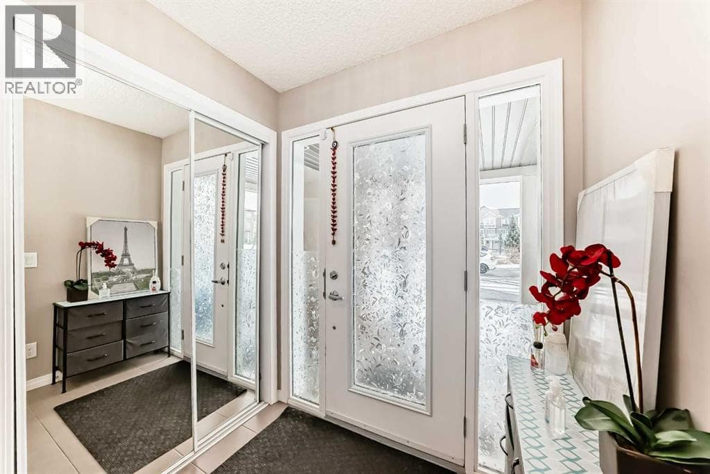 127 Windford Gardens SW — photo 2