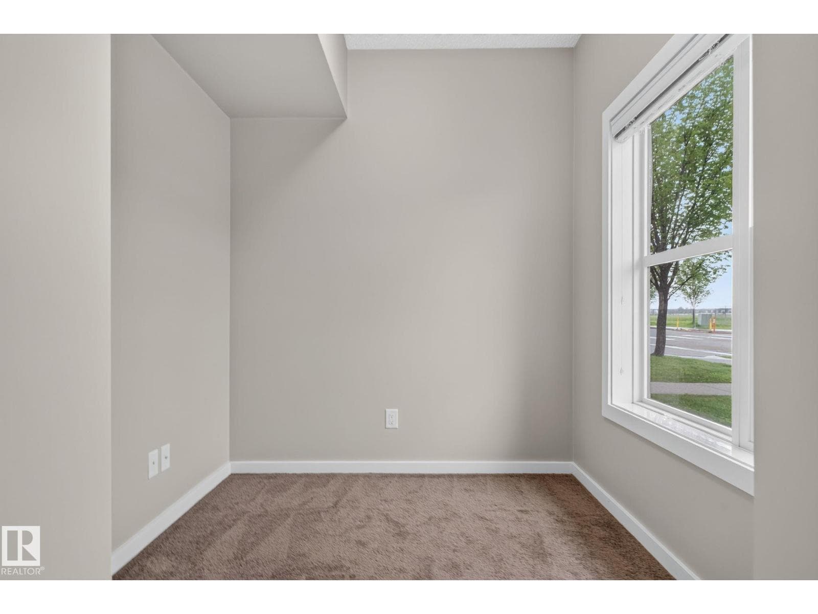 #57 3710 ALLAN DR SW — photo 4