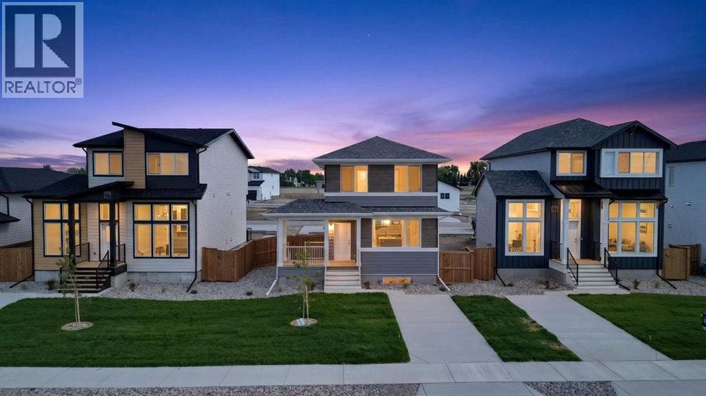 2537 16 Avenue