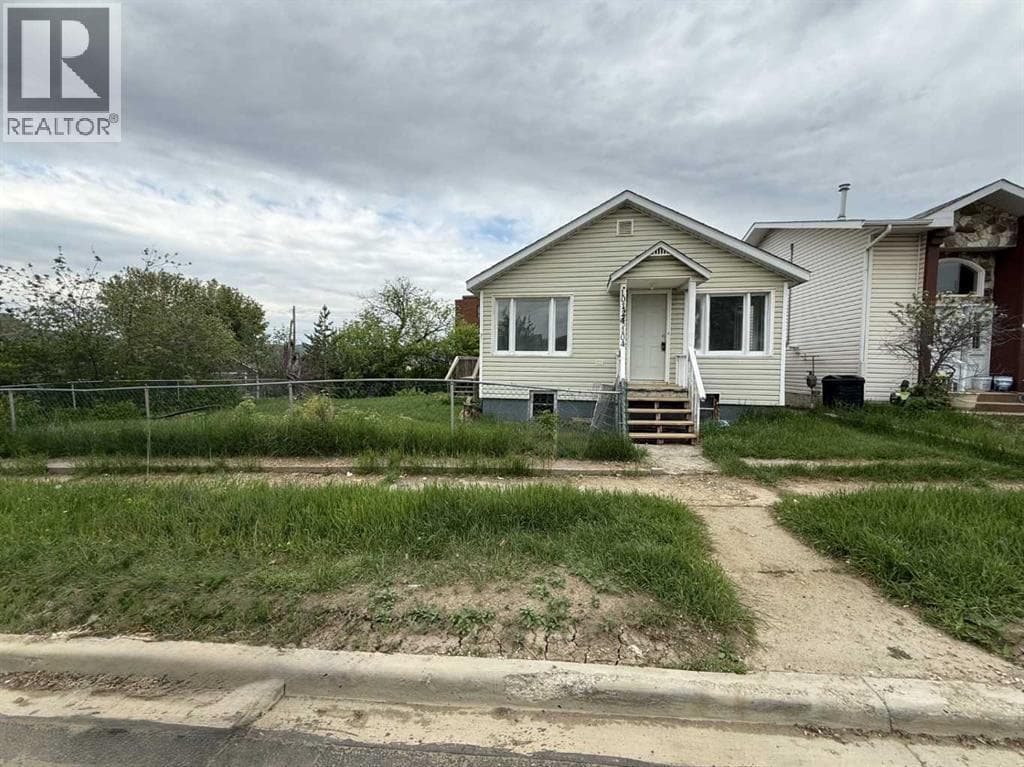 10124 104 Avenue — photo 2