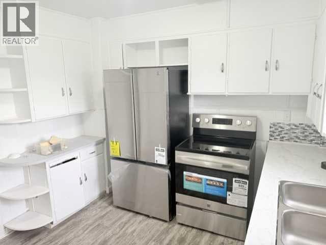 10124 104 Avenue — photo 3